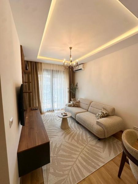 Luxury City Suite 2