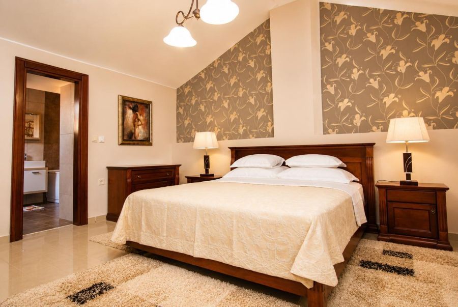 Villa Pietra Luxury Escape 5