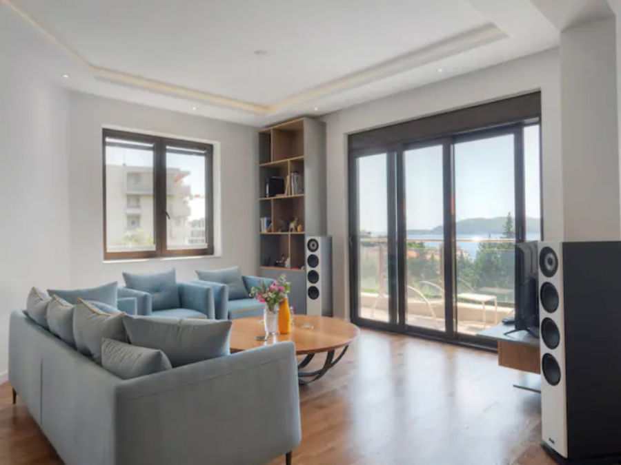 Reginas Residence 4