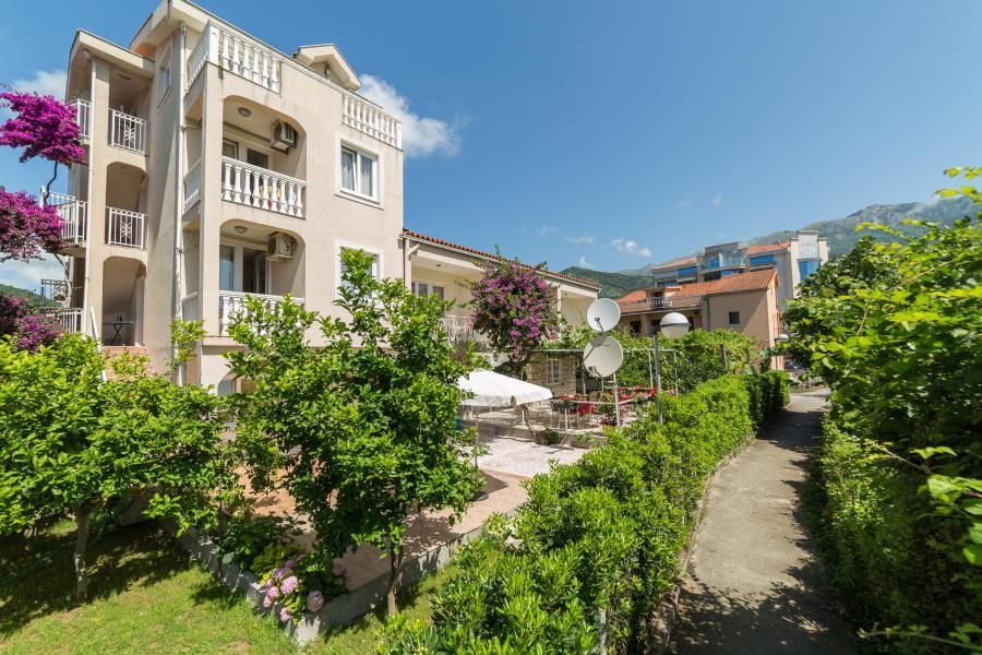 Apartments Elena 1