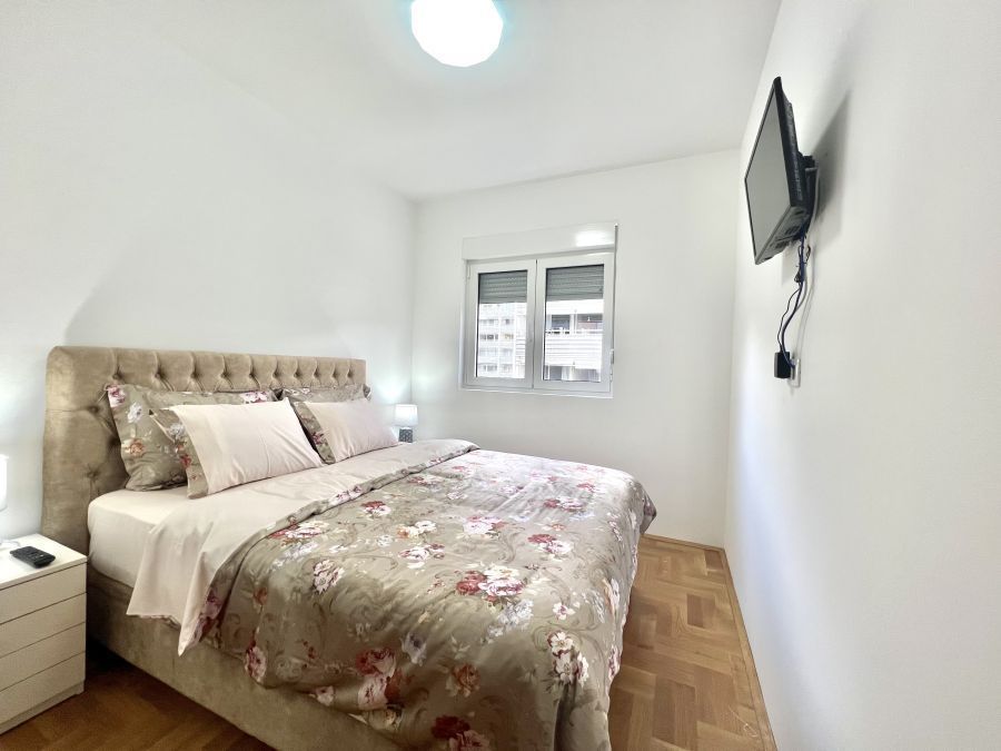 Azure Apartments 4