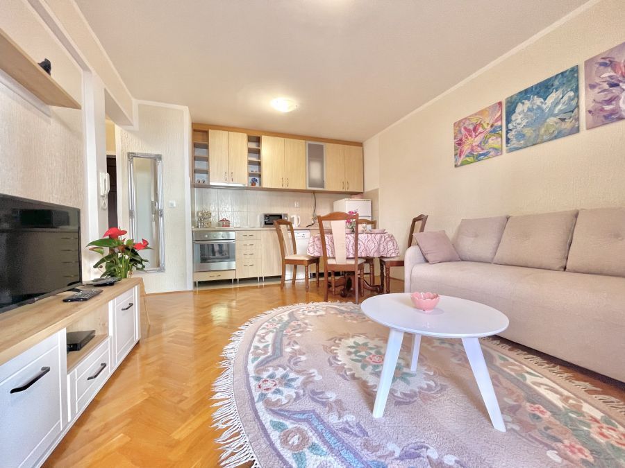 Comfort apartments near the beach 1