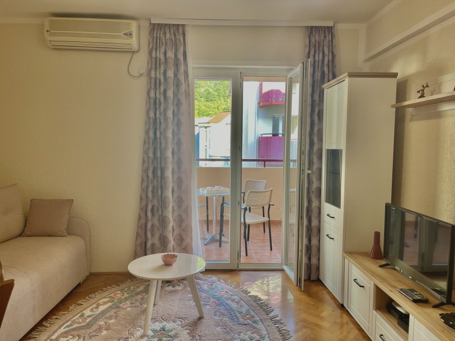 Comfort apartments near the beach 3