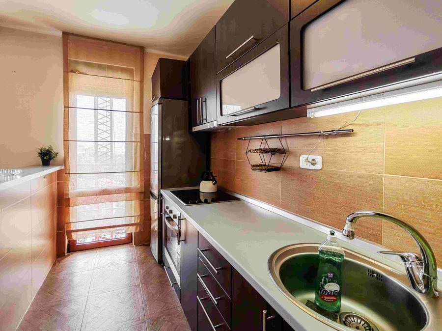 Sunny three-bedroom apartment in Budva 5