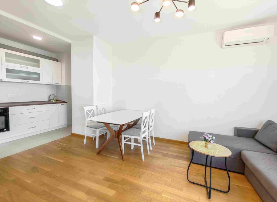 Sea view apartment in Becici + lovely one bedroom with parking 2