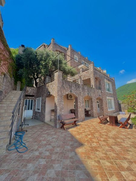 Contessa Apartments  2