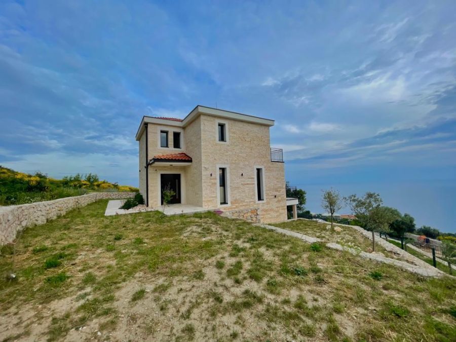 Family Vacation Villa Rezevici 3