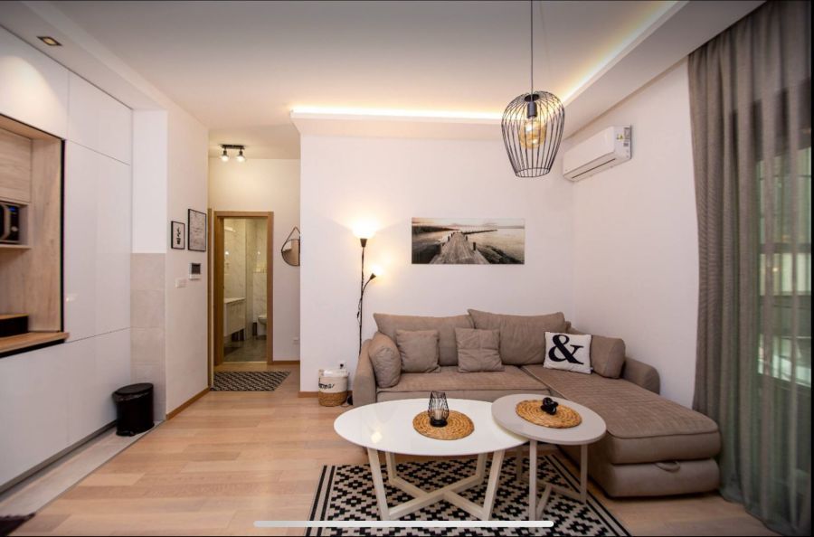 Comfort Apartment by In Property 1