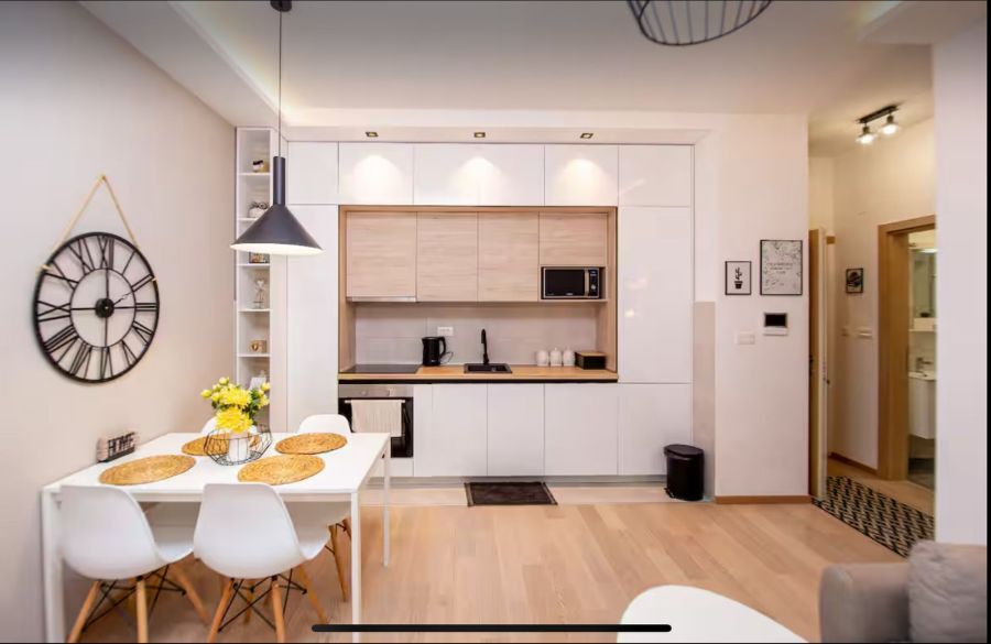 Comfort Apartment by In Property 3