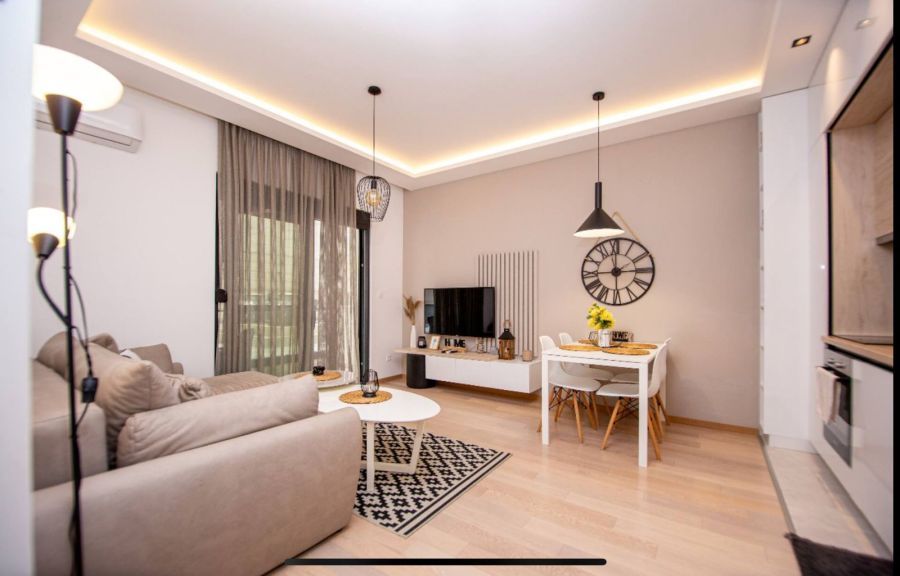 Comfort Apartment by In Property 6