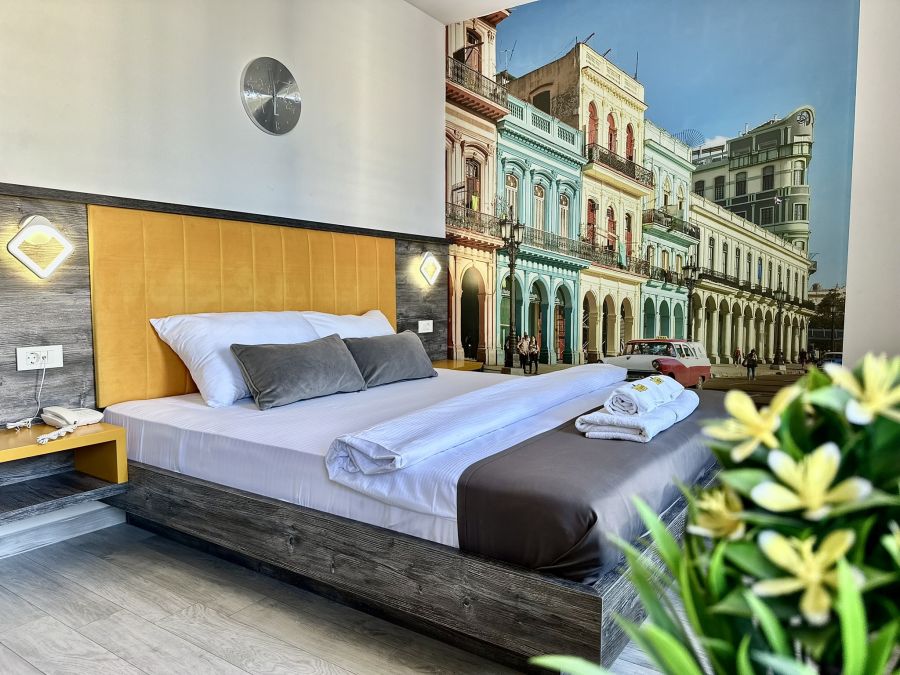 Hotel Del Medio 1