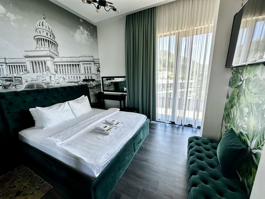 Hotel Del Medio 4