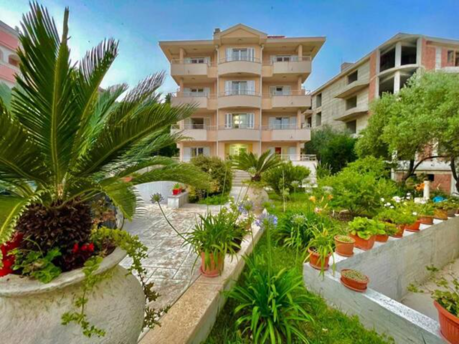 Apartments Boreta Becici 1