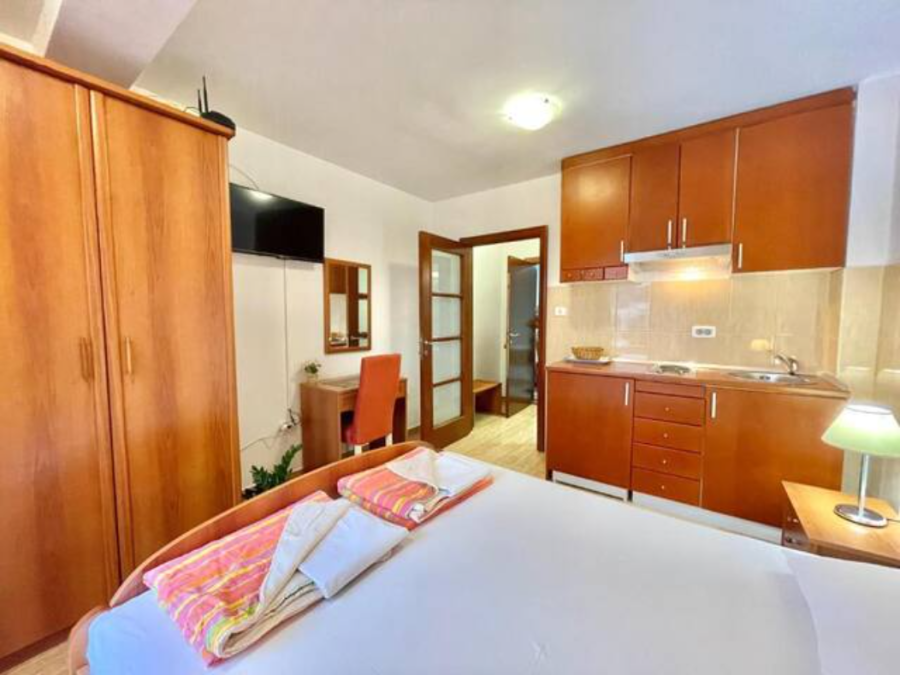 Apartments Boreta Becici 4