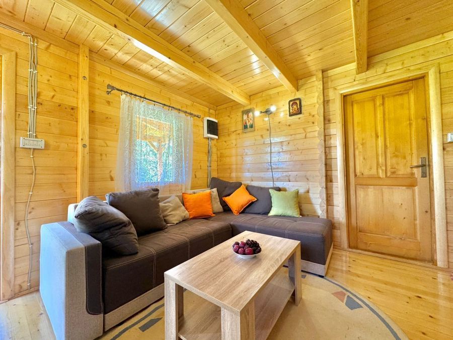 MOUNTAIN RETREAT JELOVICA 5