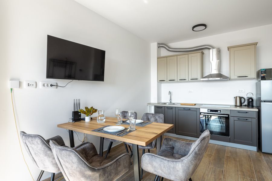 Contemporary Retreat in Bečići 1bd 4