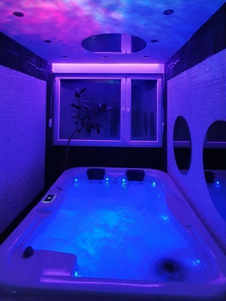Aurora Lux Spa 1
