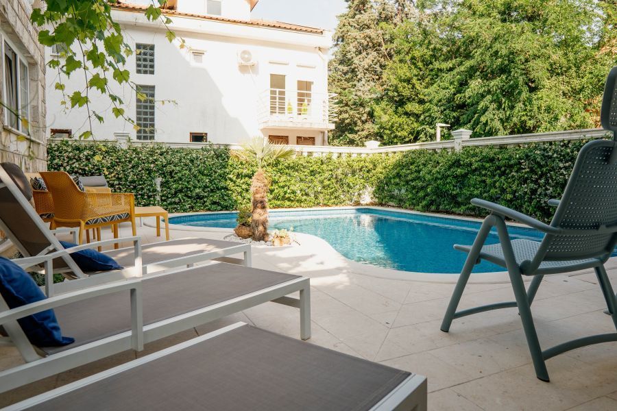 Captain's Villa 2