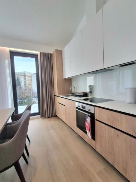 Onia Luxury Escape 4