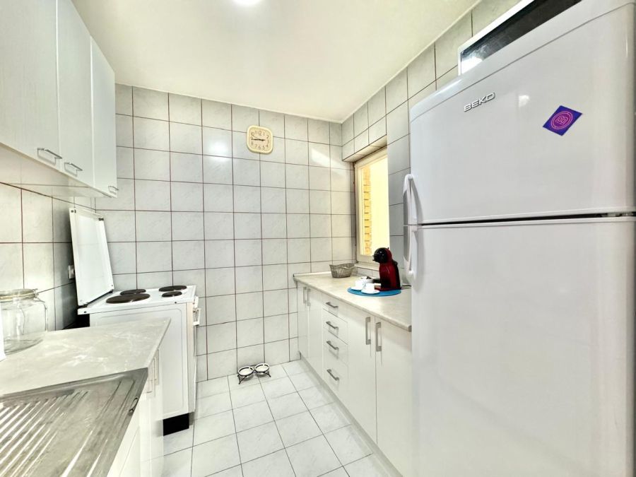 Two Bedroom Apartment Near The Slovenska Beach 6