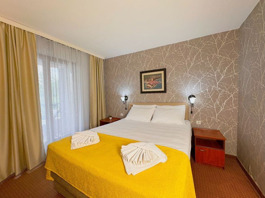 Central Hotel Budva 5