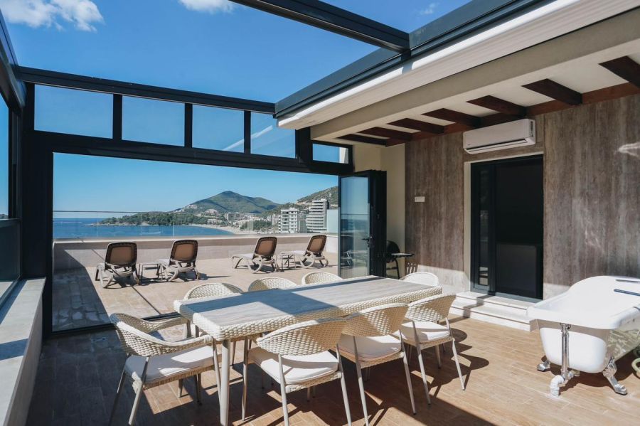 Luxury Penthouse wih sea view Rafailovici 1