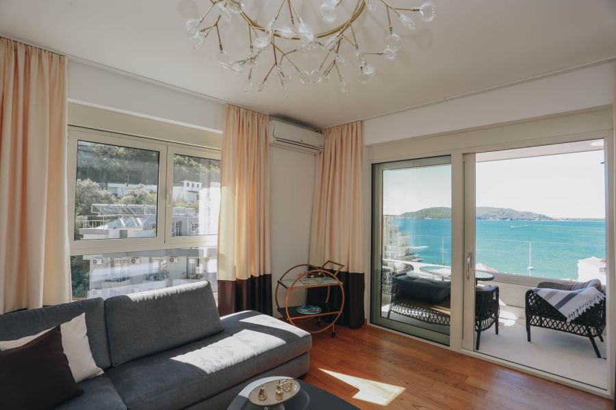 Luxury Penthouse wih sea view Rafailovici 2